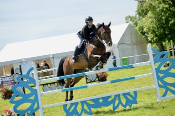 Faye Sutton dominates the British Horse Feeds Speedi-Beet HOYS Grade C Qualifier at The Cheshire Horse Show